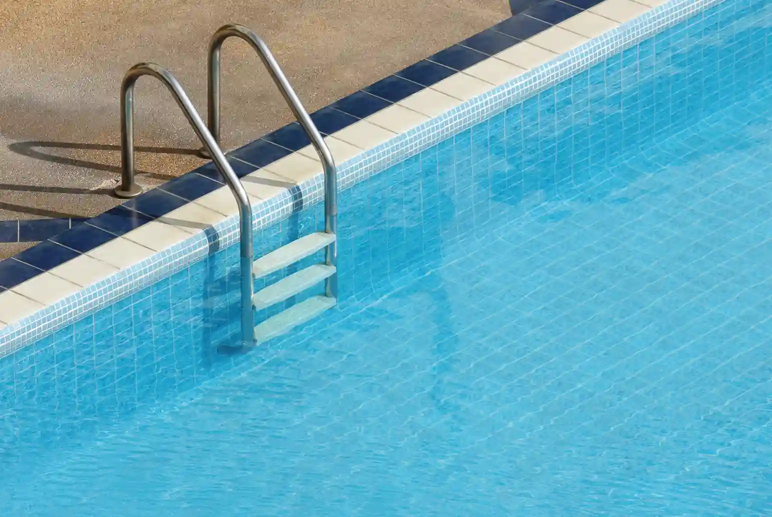 Tangga Kolam Renang Stainless Steel