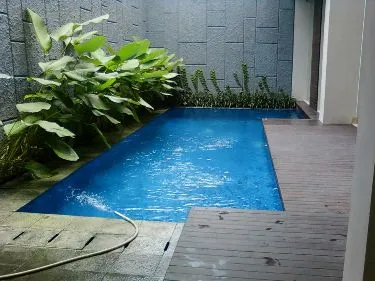 cara menyedot air dengan selang