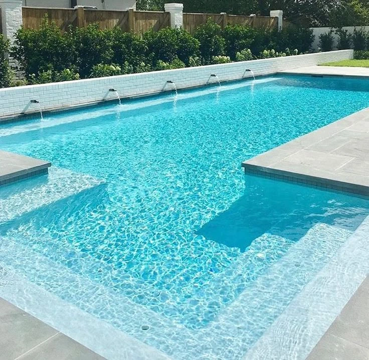 perawatan kolam renang